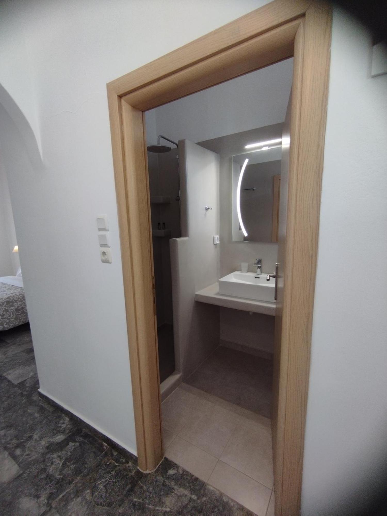 Marisini Sea View Apart otel Batsíon Dış mekan fotoğraf