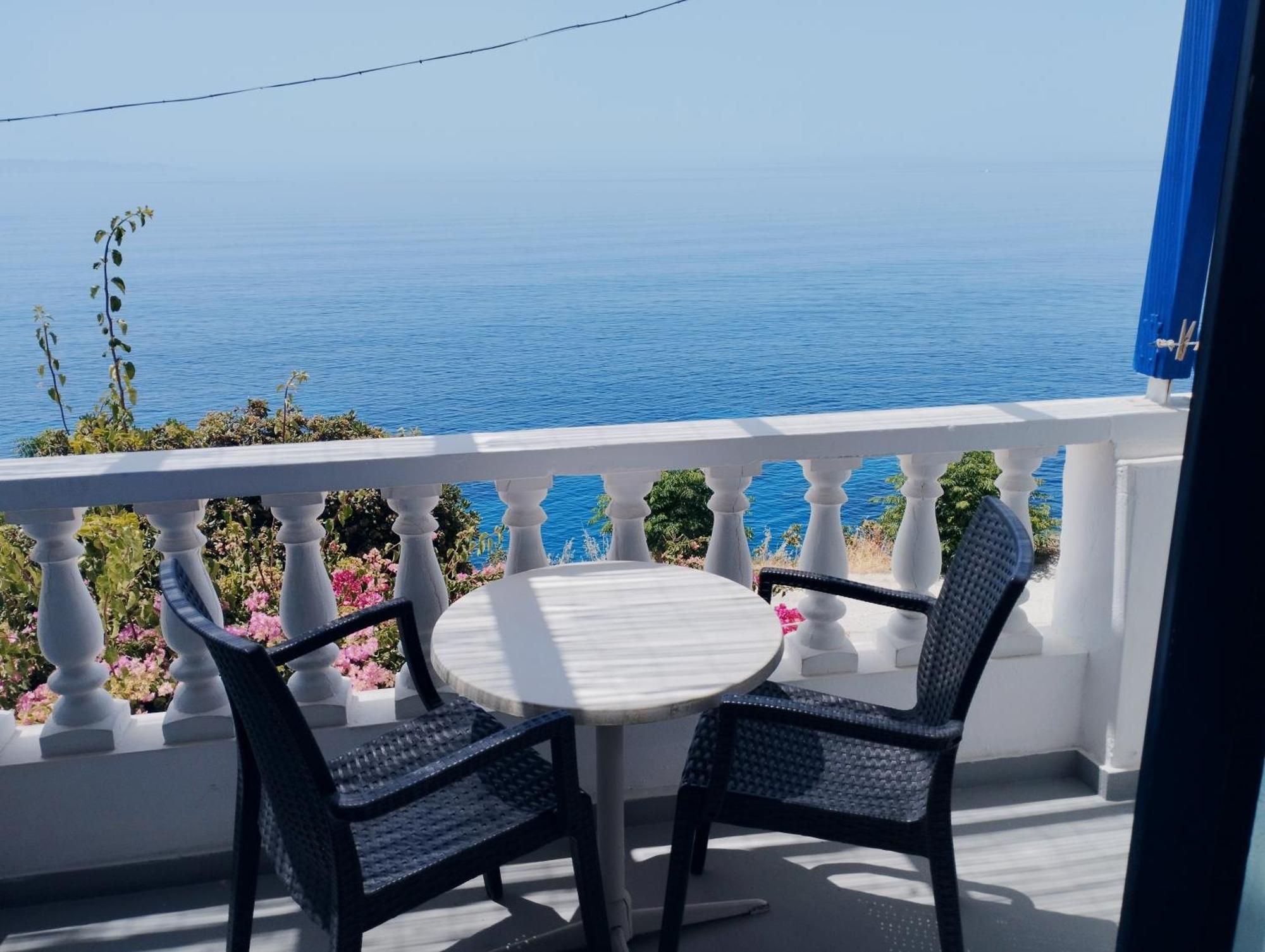 Marisini Sea View Apart otel Batsíon Dış mekan fotoğraf